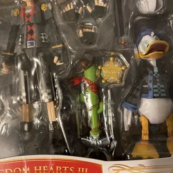 kingdom hearts 3 ps4 Deluxe Edition And Bring Arts - Picture 11 of 12